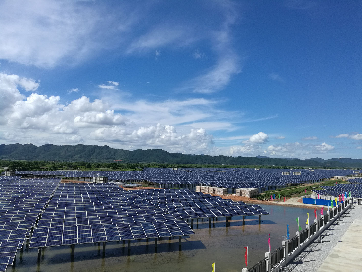 Taishan Haiyan Town 200MWp Fishery Photovoltaic Power Generation Project